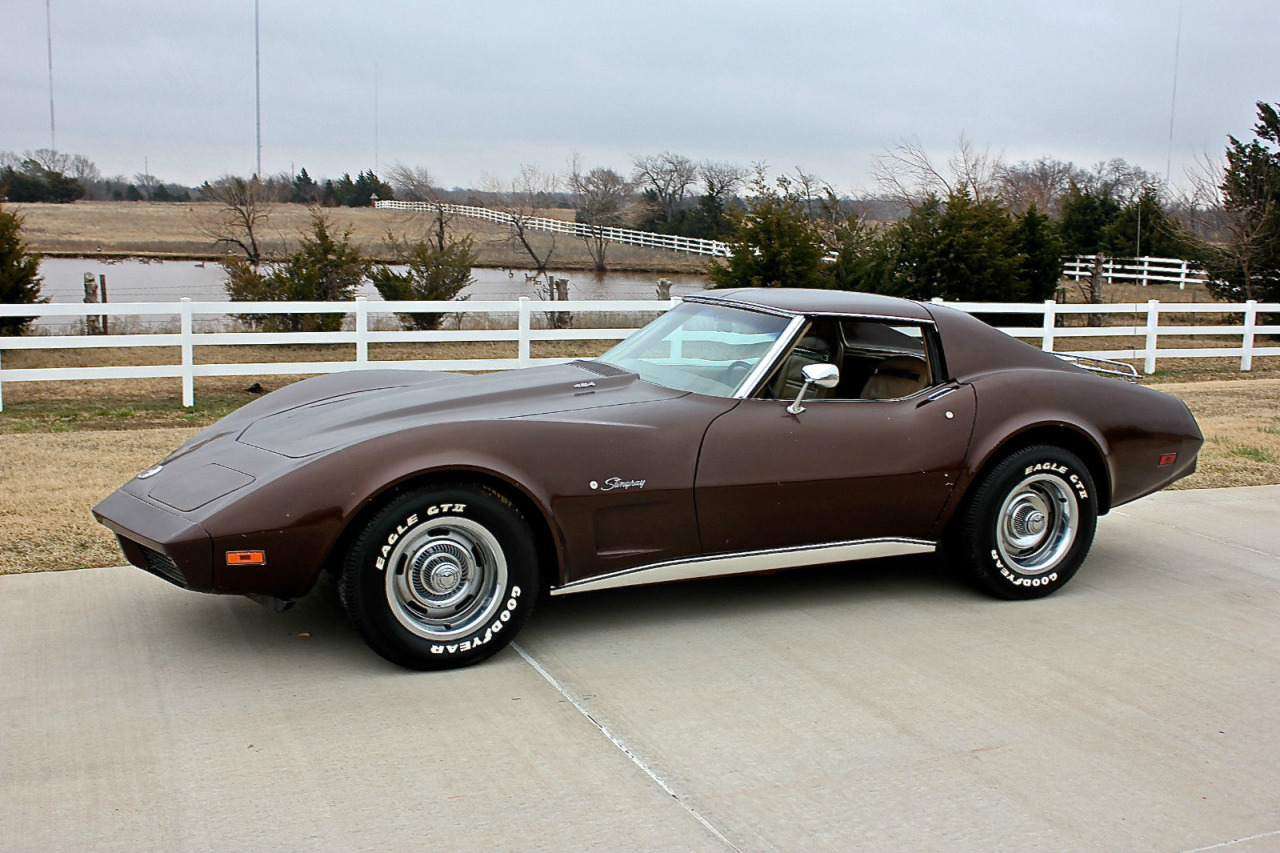 corvette-c3-1974.jpg